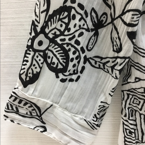 Light and Airy Top by Harmony & Vine - Picture 3 of 5